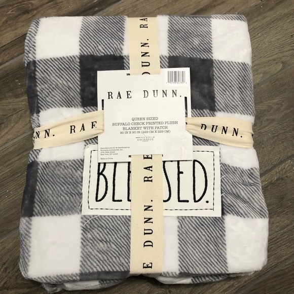 Rae Dunn Other - 🛍SOLD🛍 Rae Dunn Buffalo check queen blanket